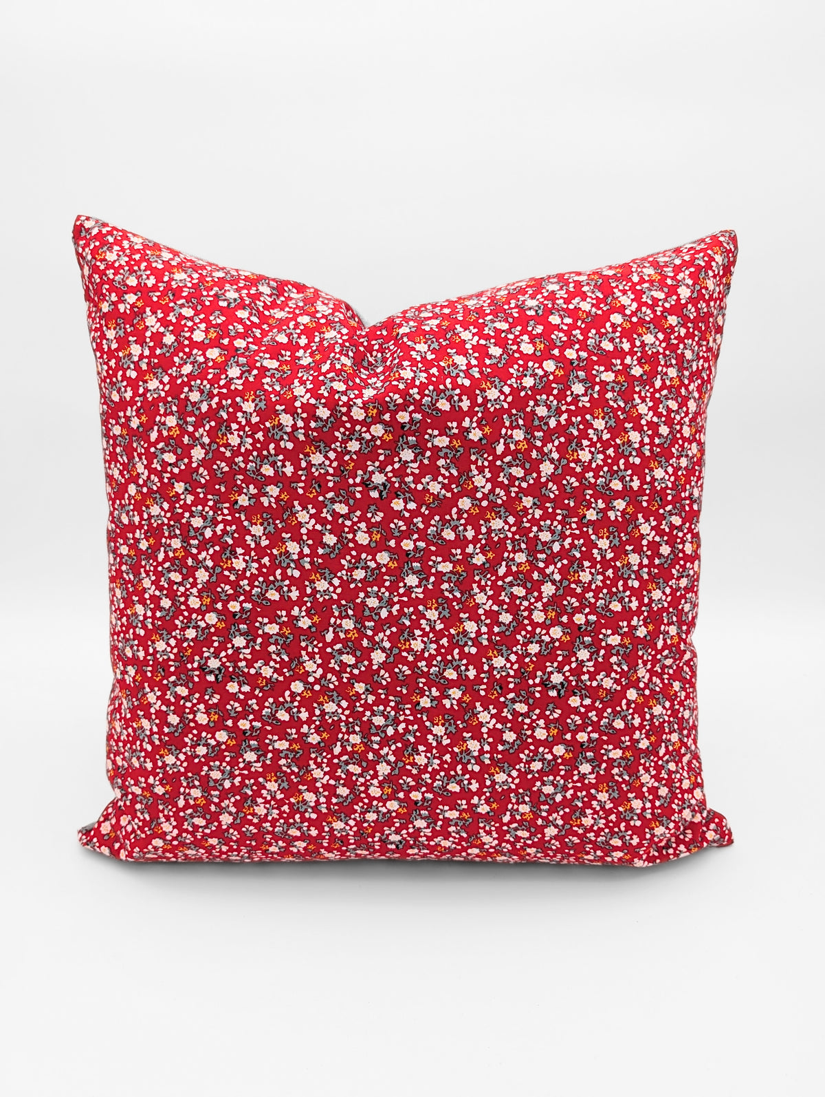 Duo de housses de coussin Fleuri (Rouge et gris) - 18"x18" * SOLDES 40% (vente finale)