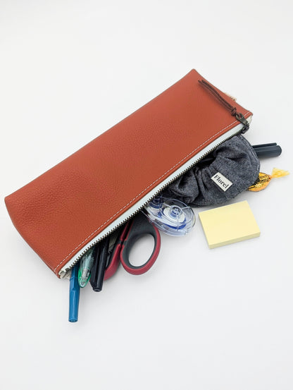 Étui à crayons - Trousse multifonctionnelle * Collection Les Rescapés